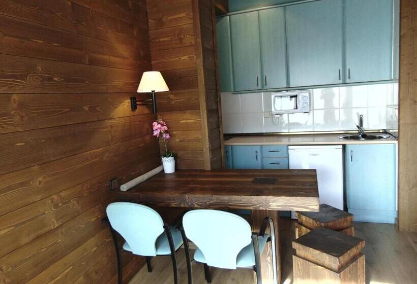 Апартаменты 1 Спальня, Hostal Piteus