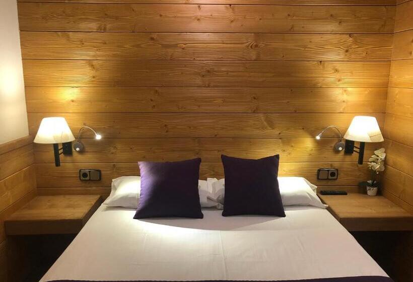 스탠다드 룸, Hostal Piteus