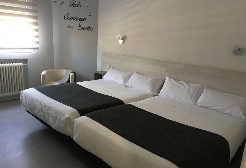 اتاق خانوادگی, Hostal I Dream Salamanca