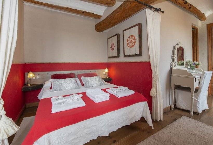 סוויטת סניור, Les Vinyes Alojamiento Rural Boutique & Spa