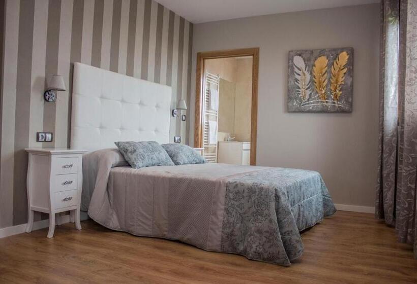 استودیوی لوکس, O Vendaval Hostal Restaurante