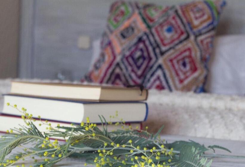 Suite with Terrace, Sabina