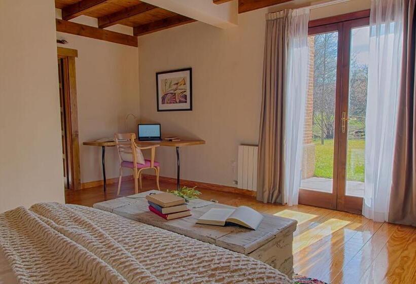 Suite with Terrace, Sabina