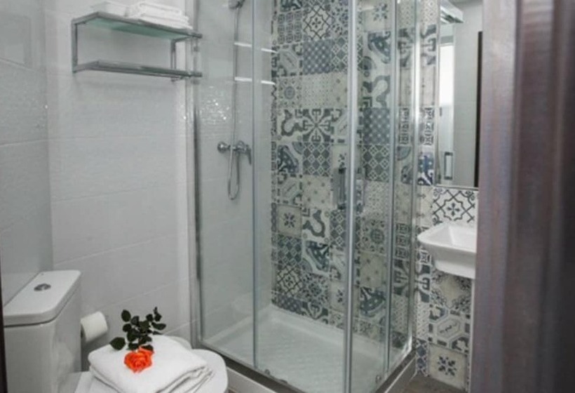 Номер Стандарт Трехместный, Hostal Boutique Bajamar