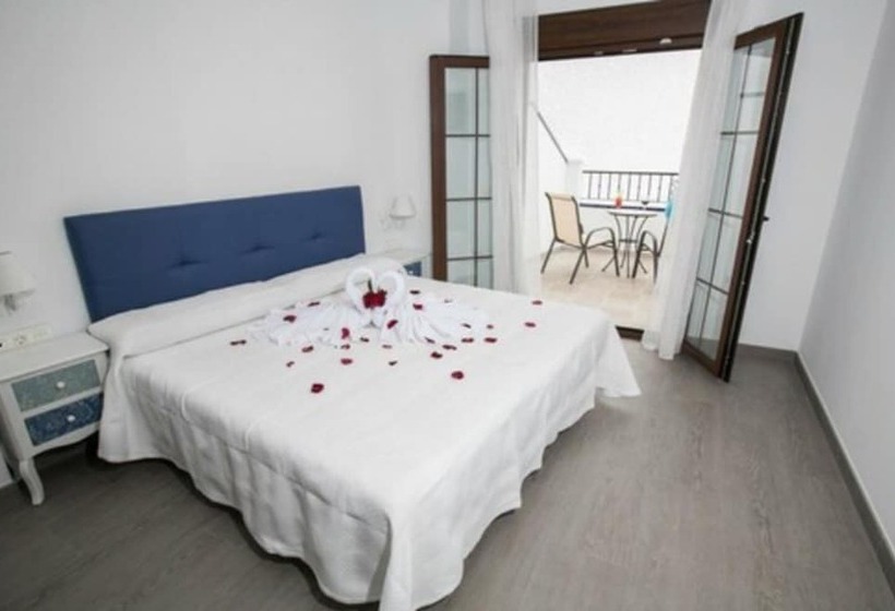 Номер Стандарт Трехместный, Hostal Boutique Bajamar