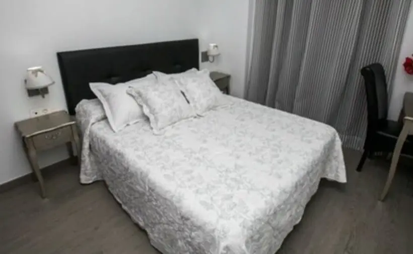 اتاق استاندارد سه نفره, Hostal Boutique Bajamar