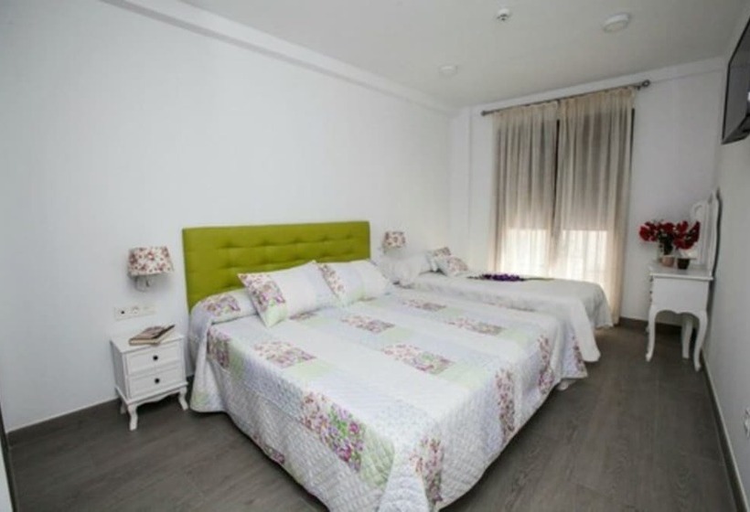 Номер Стандарт Трехместный, Hostal Boutique Bajamar