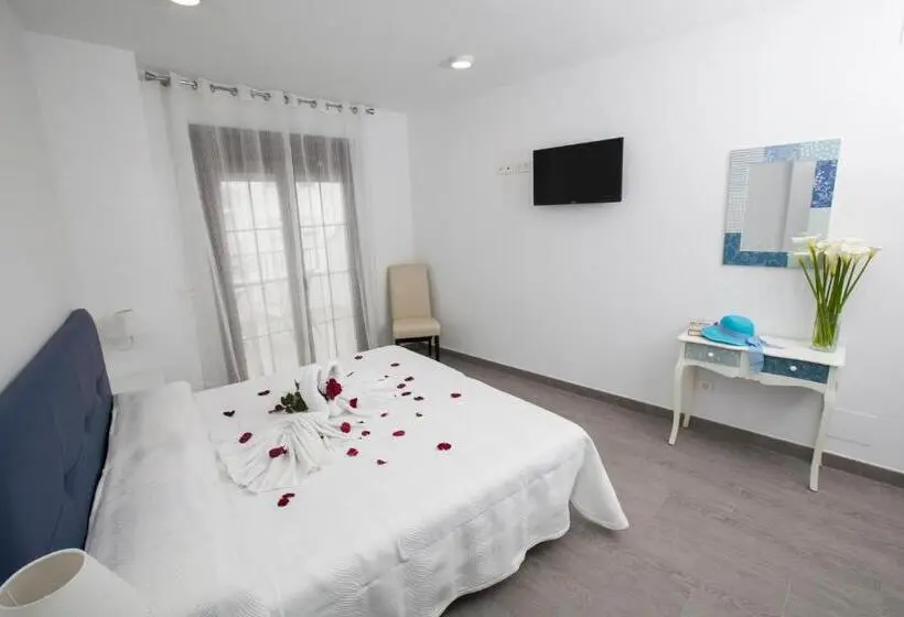 اتاق استاندارد چهار تخته, Hostal Boutique Bajamar