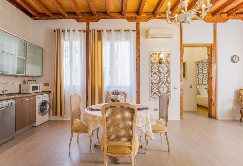 آپارتمان 1 خوابه, Oriente Palace Apartments