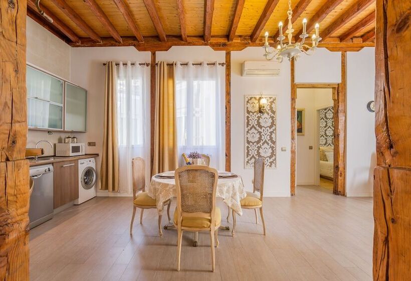 آپارتمان 1 خوابه, Oriente Palace Apartments