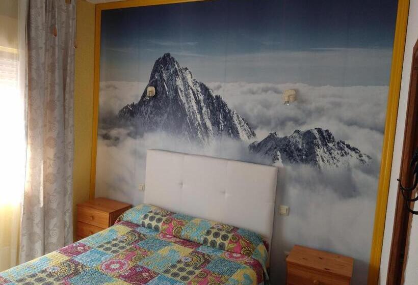 Номер Стандарт, Hostal Avenida
