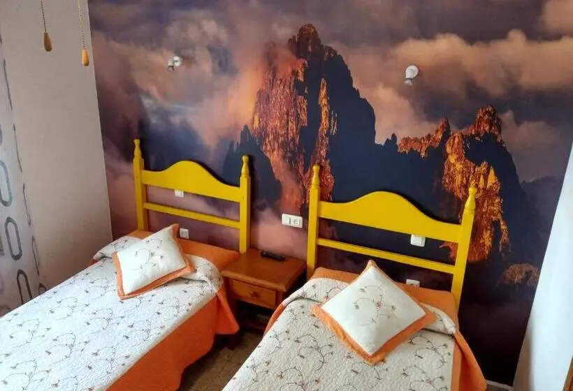 エコノミールーム, Hostal Avenida
