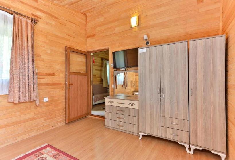 בקתה סטנדרטית, Cinderella Pansiyon