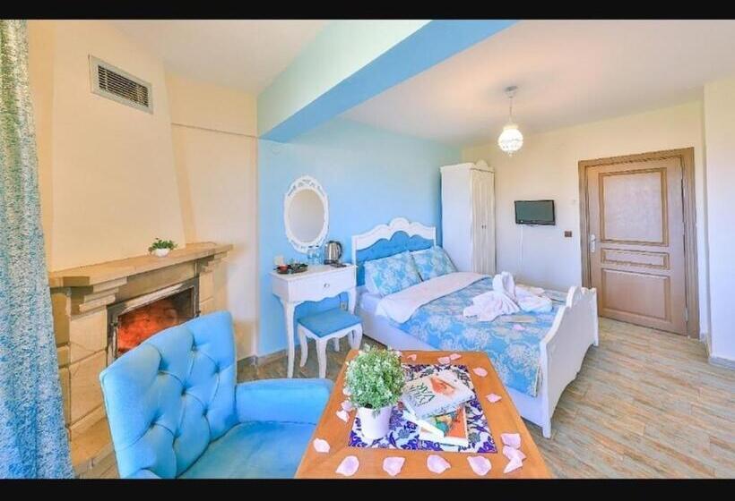 اتاق لوکس با چشم‌انداز دریا, Agva Teras Garden Hotel & Bungalow