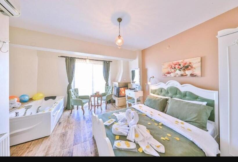 اتاق لوکس با چشم‌انداز دریا, Agva Teras Garden Hotel & Bungalow