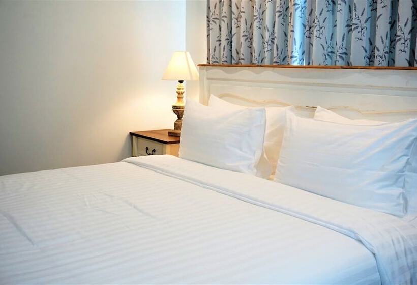 디럭스 룸, Marquise Boutique