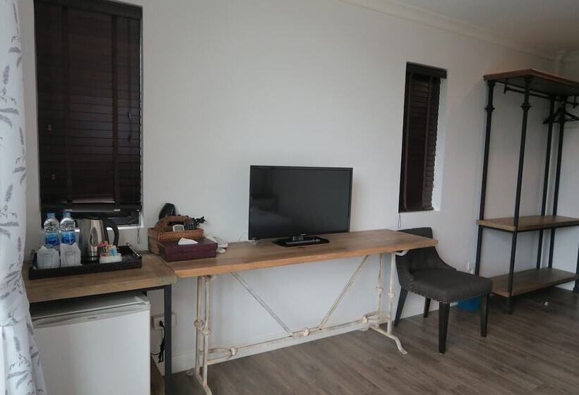 디럭스 룸, Marquise Boutique