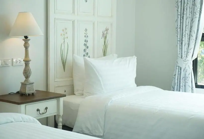 اتاق لوکس, Marquise Boutique