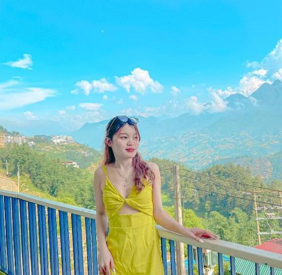 سوییت با چشمانداز کوه, Sapa Scenery