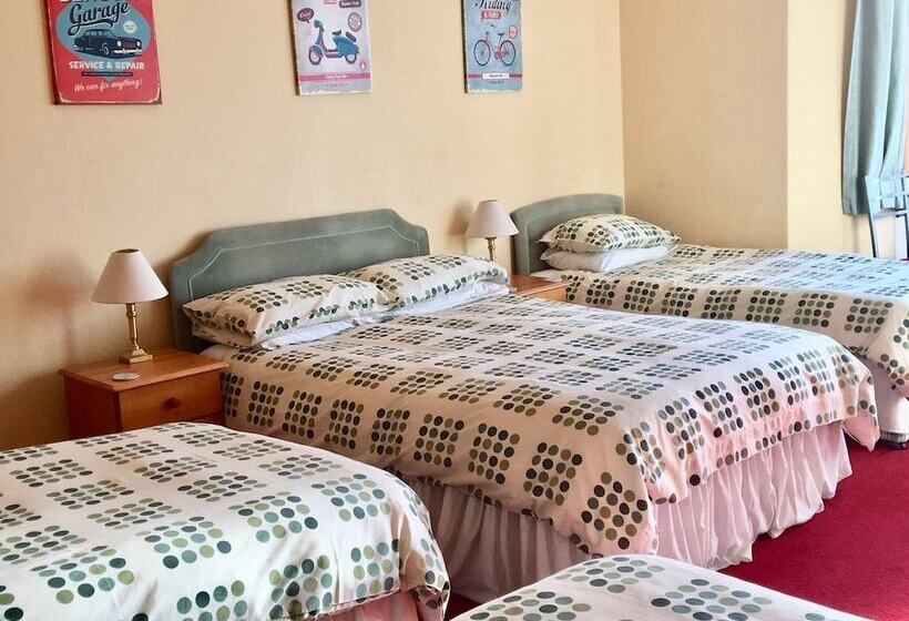 Pokój Rodzinny, Rowanbank House