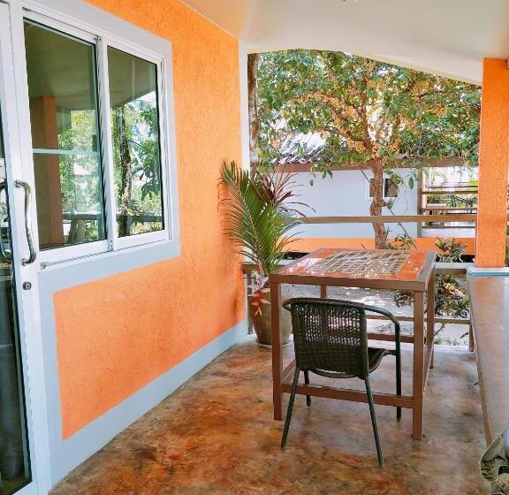 Delüks Bungalov, Baan Chid Talay