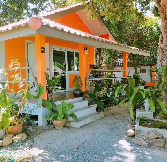 Delüks Bungalov, Baan Chid Talay