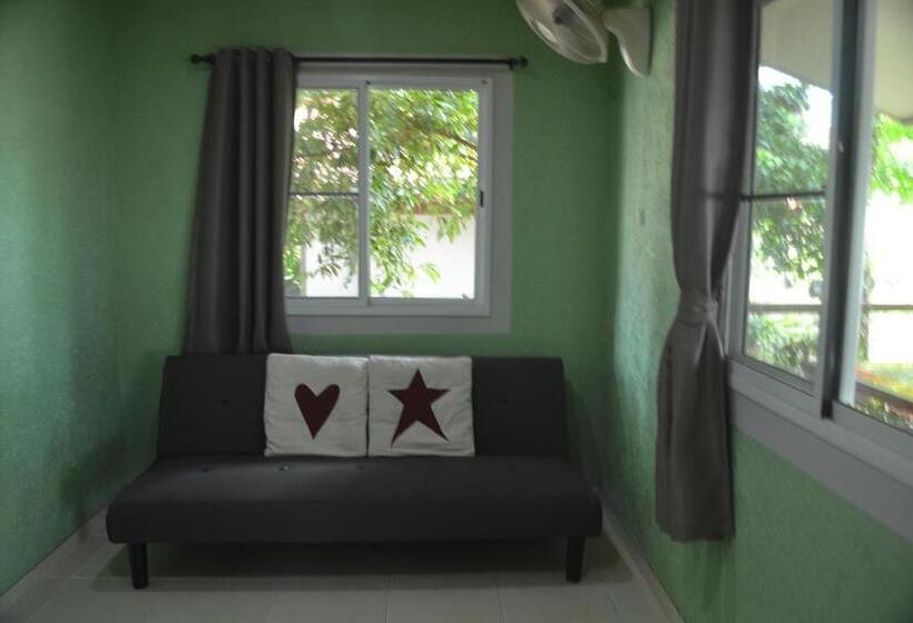 Delüks Bungalov, Baan Chid Talay