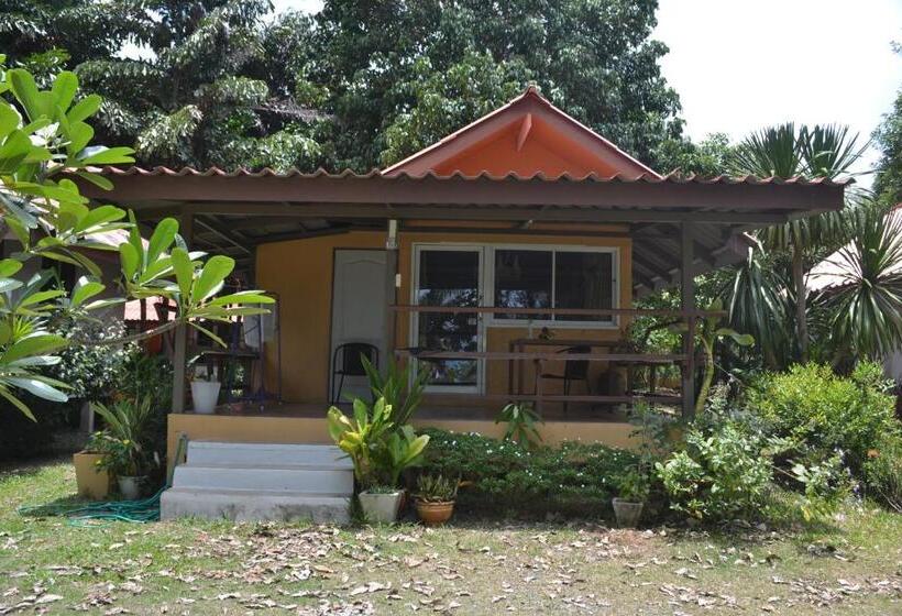 Deniz Manzaralı Standart Bungalov, Baan Chid Talay