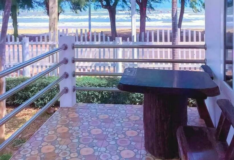 בקתה סטנדרטית עם נוף לים, Baan Golden Resort & Residences