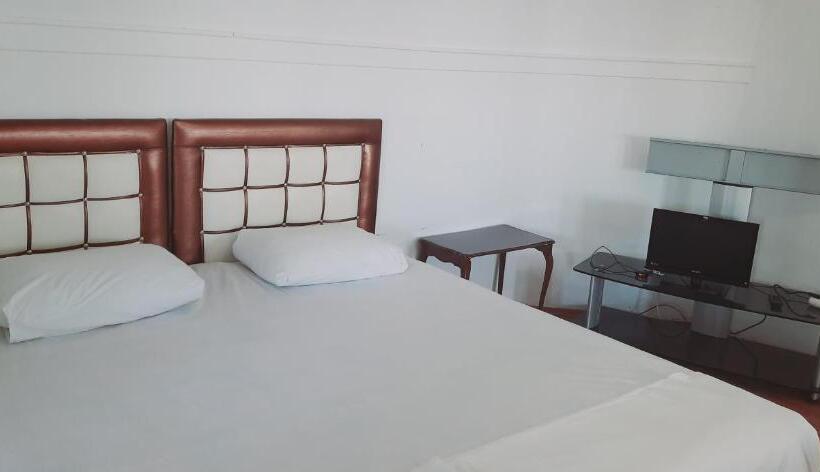 ファミリーステューディオ, Dallas