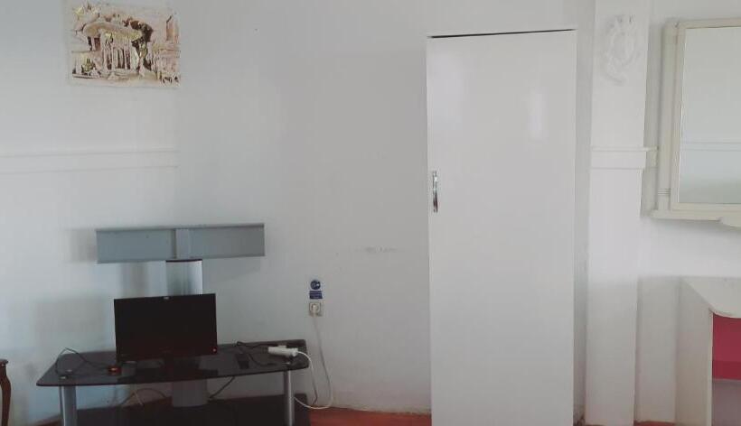 ファミリーステューディオ, Dallas