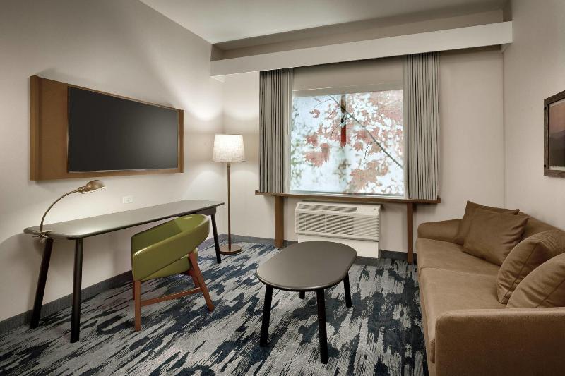 سوئیت با تخت بزرگ, Fairfield Inn & Suites By Marriott Fort Smith