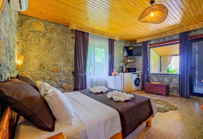 Люкс с гидромассажем, Faralya Yoruk Evi Suite   Adults Only