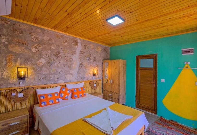 Люкс Вид на Море, Faralya Yoruk Evi Suite   Adults Only