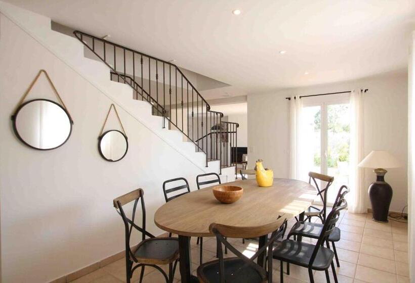 带4个卧室的别墅, Résidence Catherine