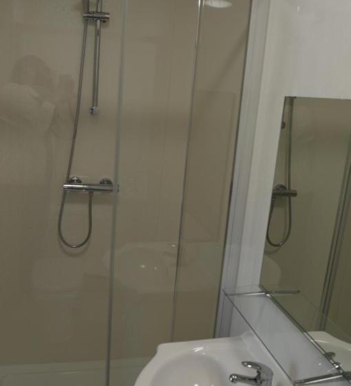 シングルデラックスルーム, Bell Gate House