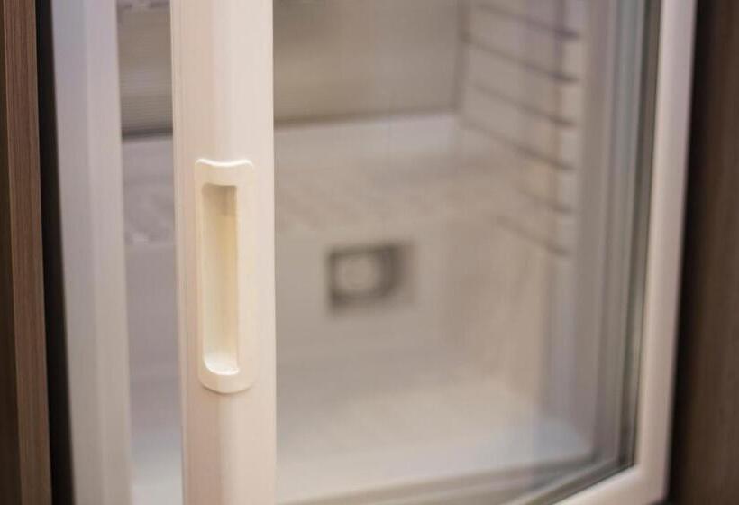 اتاق استاندارد, Bestur