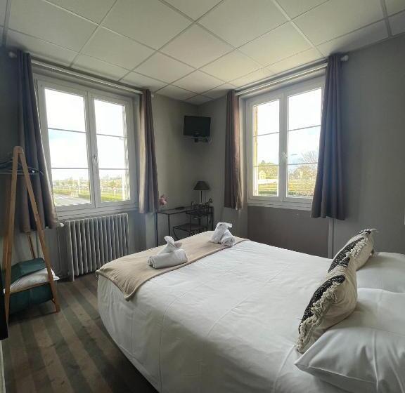 스탠다드 룸, Le Phare