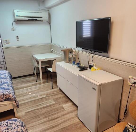 اتاق استاندارد چهار تخته, Chihpen Hot Spring