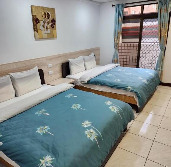 اتاق استاندارد چهار تخته, Chihpen Hot Spring