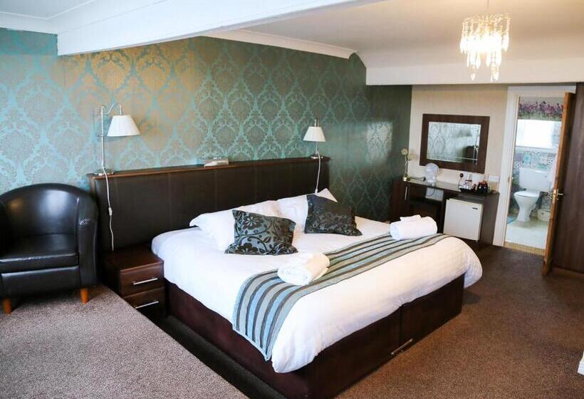 جناح, Avarest House Bb Adults Only
