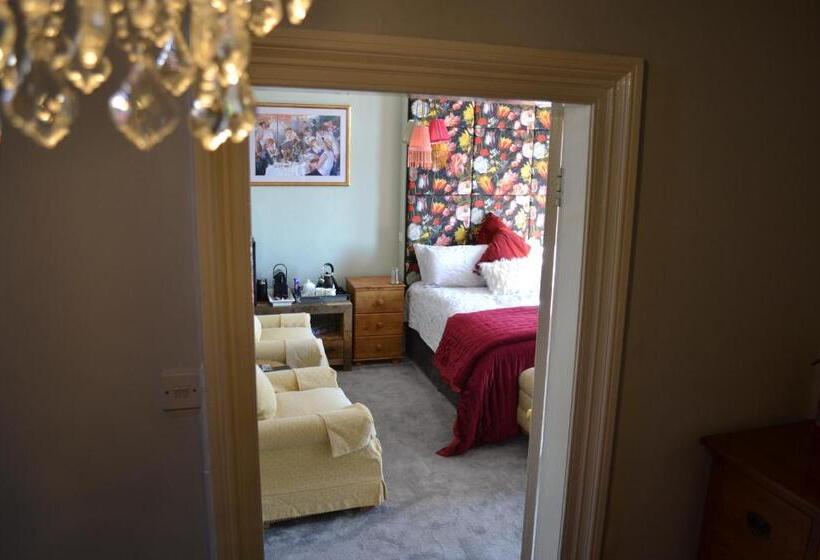 חדר סופריור עם מיטת קינג, Chilton House