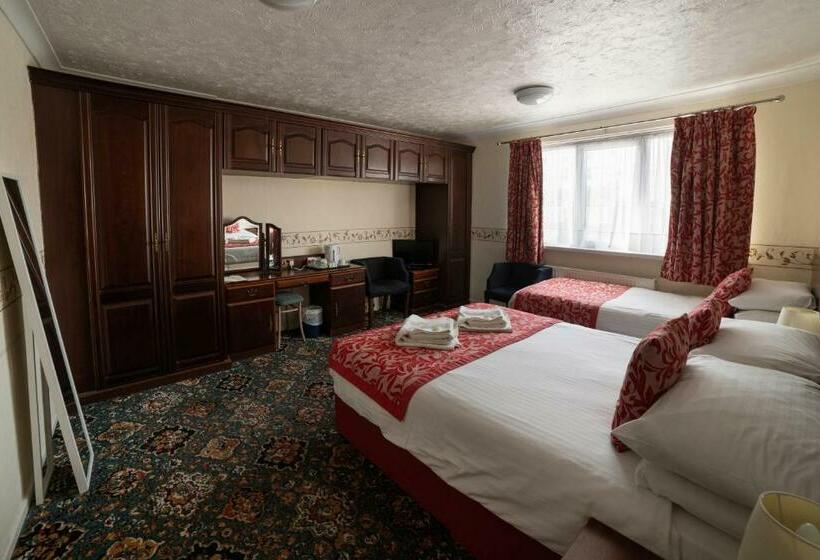 Трехместный Номер Классика, Bournemouth Sands