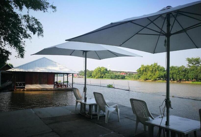 リバービュースイート, River Marina Resort