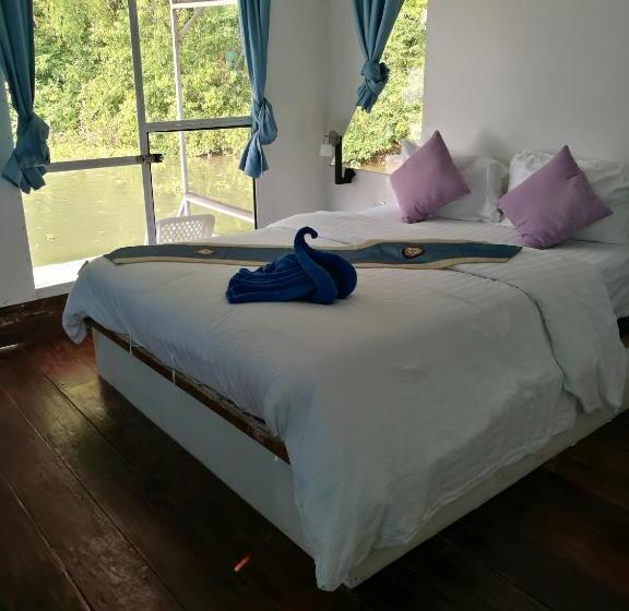 חדר סופריור נוף לנהר, River Marina Resort