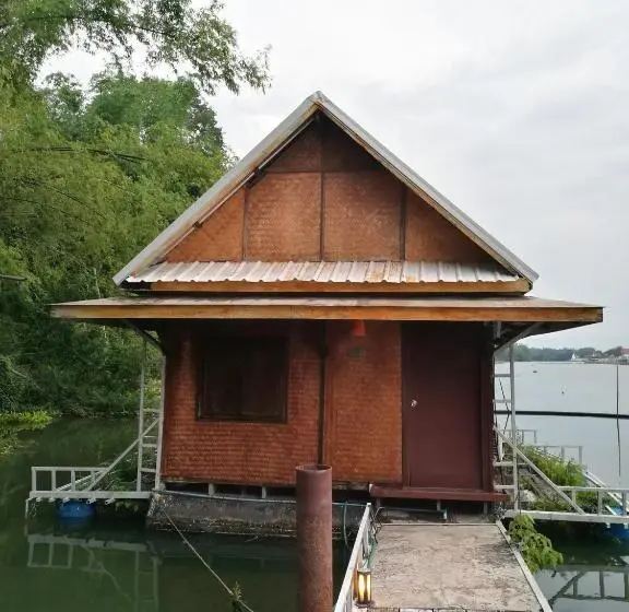 リバービュースーペリアールーム, River Marina Resort