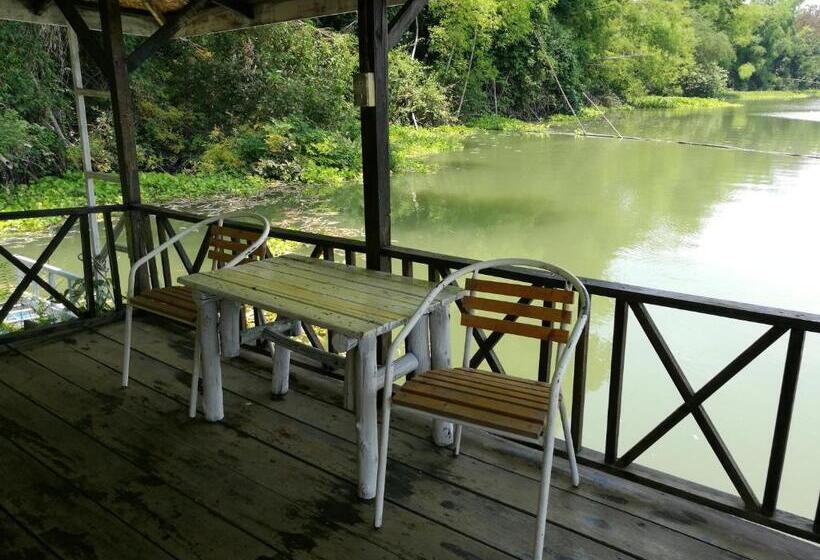 חדר סופריור נוף לנהר, River Marina Resort