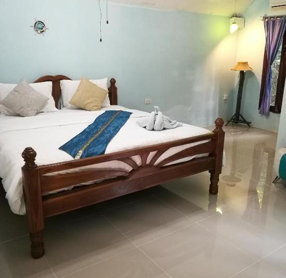 חדר דלוקס נוף לגינה, River Marina Resort