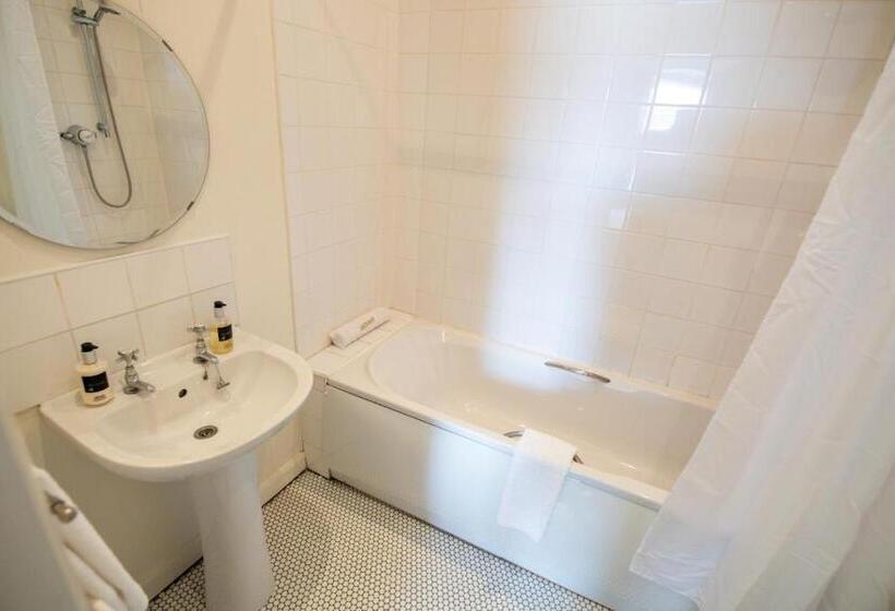 Номер Стандарт, The Nines