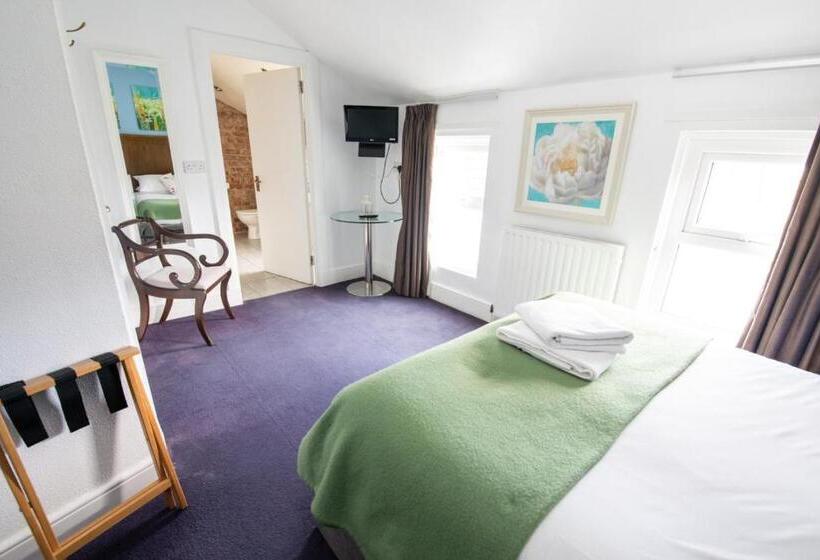 Номер Стандарт, The Nines